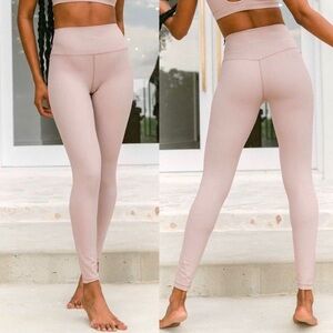 Kavala Lua Legging in Desert Mauve Pink